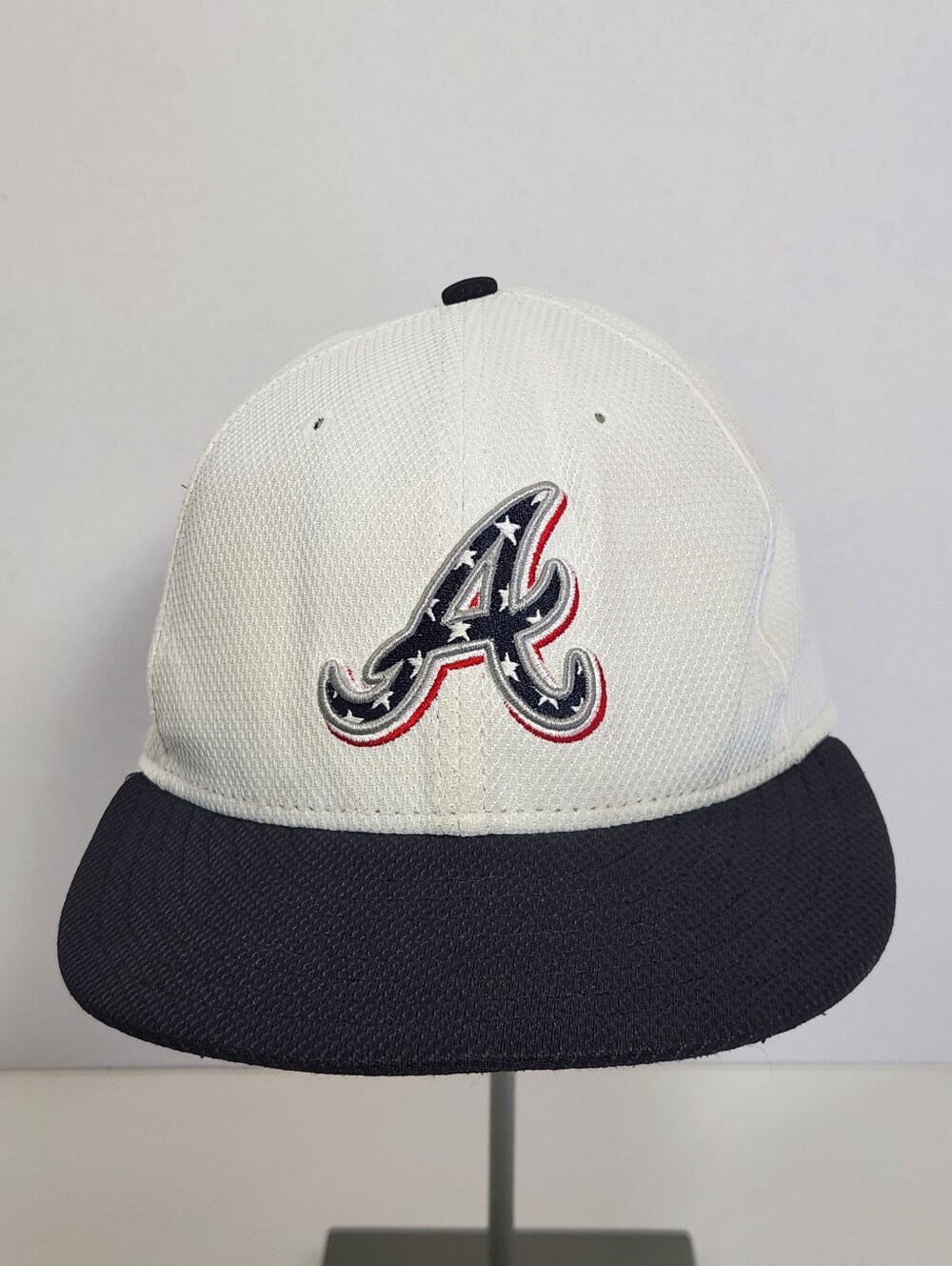 New Era Atlanta Braves USA Theme 59FIFTY Fitted Cap Hat White/Black Size 7 3/8